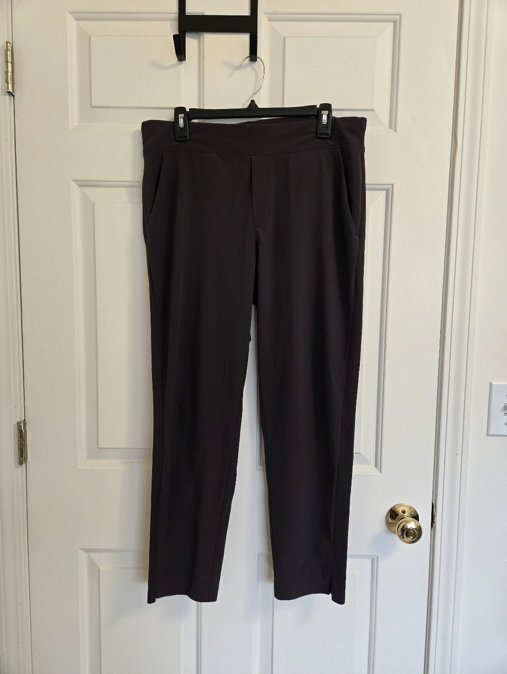 Athleta Brooklyn Mid-Rise Ankle Pants In Black Size 12